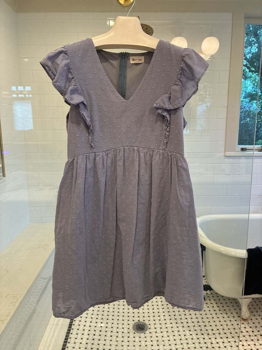 &merci Women's V-Neck Swiss Dot Ruffle Sleeve Dress with Pockets